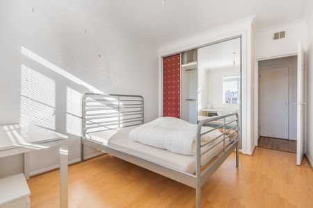 Greenwich High Road, West Greenwich, SE10 - Photo 3