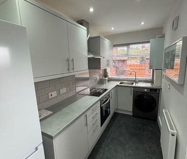 4 Bed Terraced House, Worthing Street, M14 - Photo 3