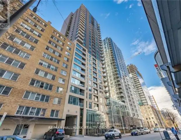 2003 - 40 NEPEAN STREET | 2003 - 40 NEPEAN STREET, Ottawa - Photo 1