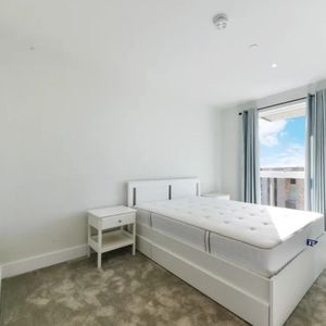 Room in a Shared Flat, London, SE3 - Photo 2