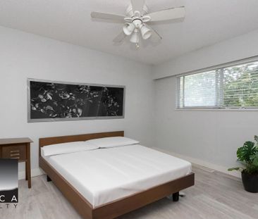 15167 108 Avenue, Surrey (Upstairs) - Photo 2