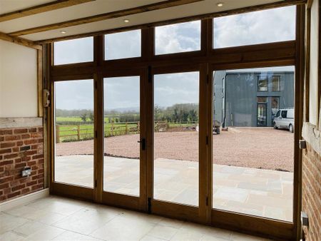 2 bedroom detached house to rent - Photo 4