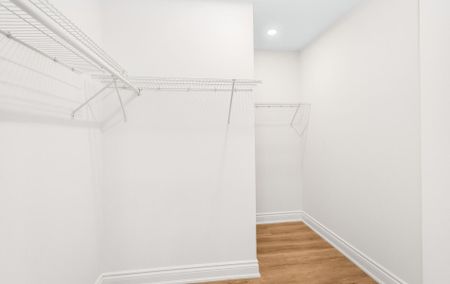 For Lease - 2379 Charles Cornwall Avenue, Oakville, Ontario - Photo 4