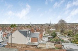 London Road, London, SW16 - Photo 1