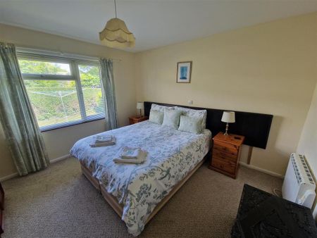 2 bedroom detached bungalow to rent - Photo 3