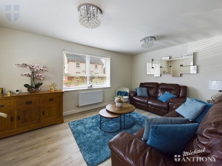 3 bedroom semi-detached house to rent - Photo 3