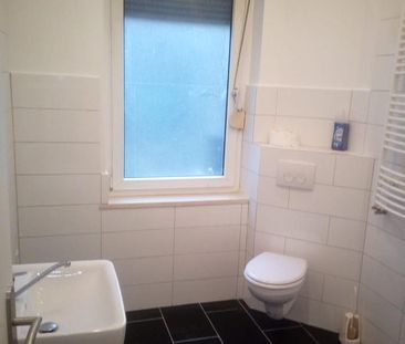 Renoviert! Schöne günstige Erdgeschosswohnung! - Foto 3