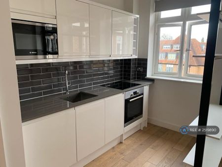 1 bedroom flat to rent - Photo 3