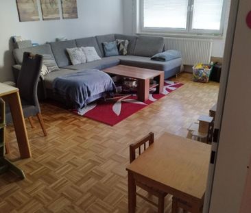 Viel Platz für Ihre Familie! Gemütliche 4-Zimmer Wohnung mit großer... - Photo 1