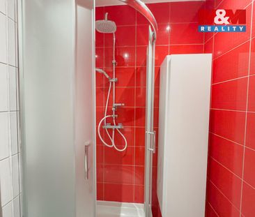 Pronájem bytu 1+kk a garsoniéry 38 m² - Photo 2