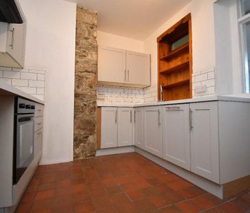 2 bedroom cottage to rent - Photo 1