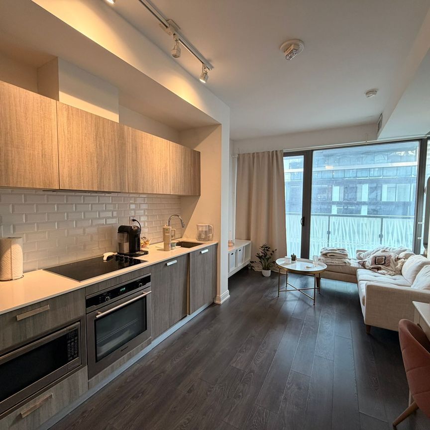 For Lease - 50 Charles Street Unit# 604, Toronto, Ontario - Photo 1