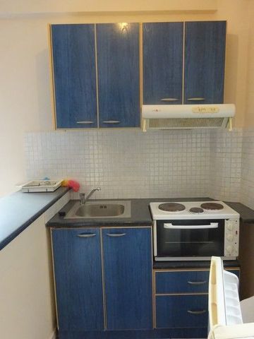Studio/Γκαρσονιέρα για ενοικίαση Αμπελόκηποι (Πάτρα) - Photo 2