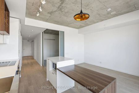 383 Sorauren Avenue #707 - Photo 5