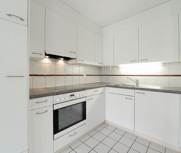 Appartement 2.5 pièces dans un quartier convivial - Foto 4
