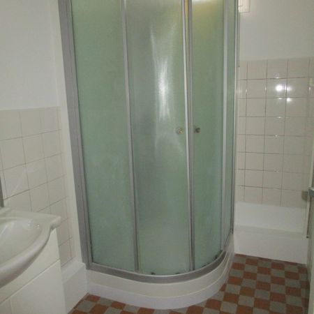 Location Appartement 3 pièces 58m² VALENCE 26000 - Photo 3