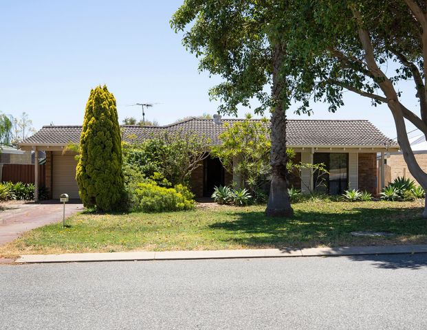 Great Location Moments from the Beach - Photo 1