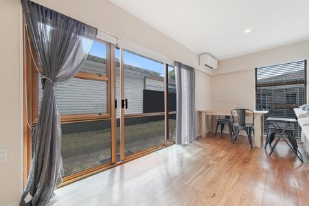 2 bedroom unit - Photo 5