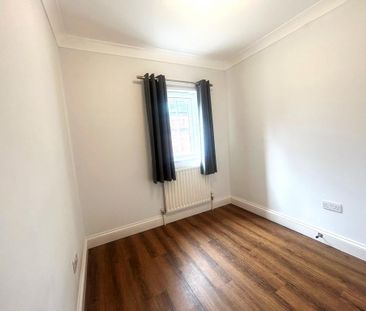 2 bedroom property to rent - Photo 2