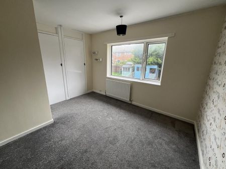 3 bedroom terraced house to rent - Photo 4