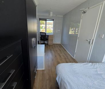 4 bed house to rent in Hawthorn Avenue, Colchester - Photo 4