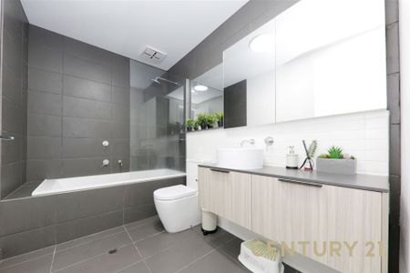 Stunning 3-Bed&comma; 2-Bath Retreat in the Heart of Clayton South - Photo 3