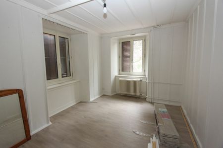 Appartement de 2.5 pièces au rez-de-chaussée - Photo 2