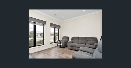 Outstanding O'Leary! - Photo 2