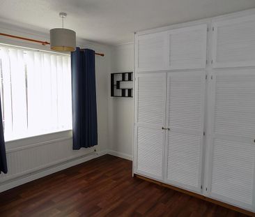 2 bedroom detached bungalow to rent - Photo 4