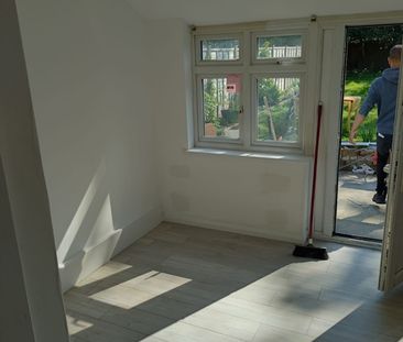 Studio Flat, Pierrepoint Road, W3 - Photo 6