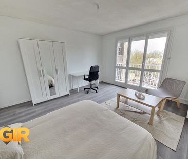 Location Maison 1 pièce 64m² RENNES 35000 - Photo 1