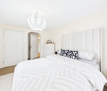 Baynton Meadow, Emersons Green, Bristol, BS16 - Photo 3