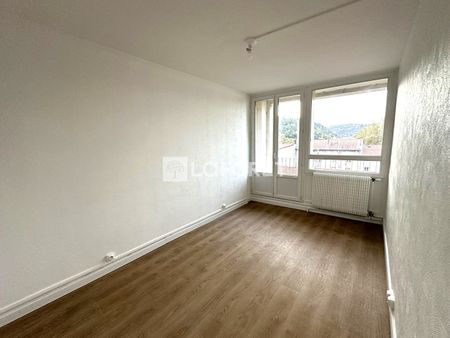 Apartment - Photo 2