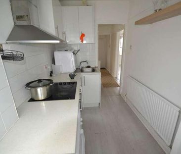 Langdale, Greenford, UB6 - Photo 6