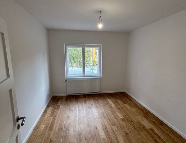 kleine frisch sanierte 3Zimmer-Wohnung in Spandau! - Photo 1