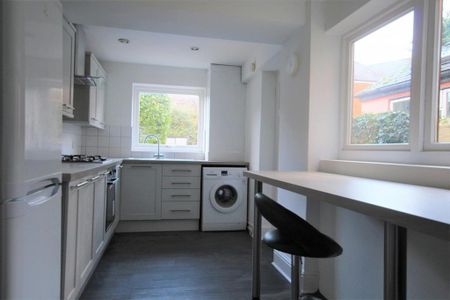 2 bedroom terraced house to rent - Photo 5