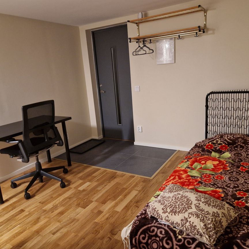 Töjnavägen, Sollentuna - Foto 1