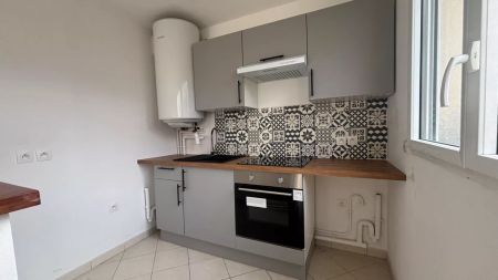 Appartement Corbeil Essonnes 1 pièce(s) 32 m2 - Photo 4