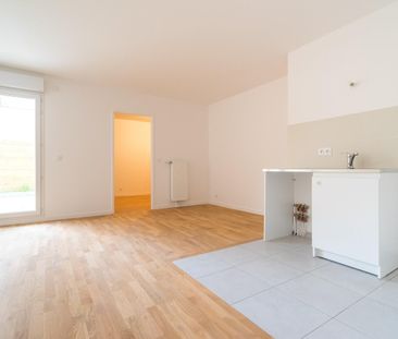 location Appartement T2 DE 46.6m² À VILLIERS SUR MARNE - Photo 1