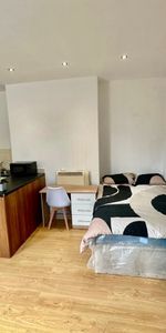 Bedsit, Norwood Terrace, LS6 - Photo 3