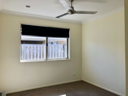 Ideal Family Home - Photo 2