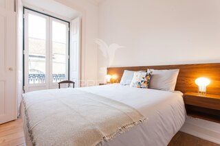 Apartment Modern in the center 2 bedrooms for rent Misericórdia Lisboa - balcony, garden, balconies, furnished - Foto 5