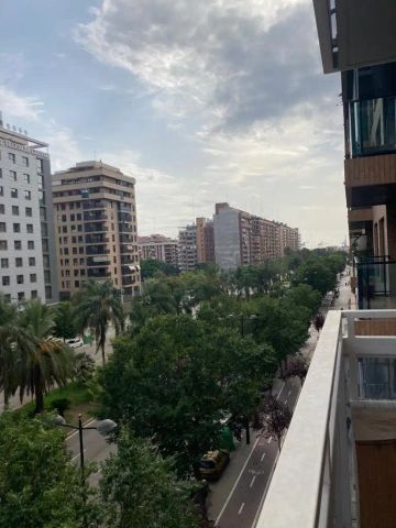 Valencia - Photo 5