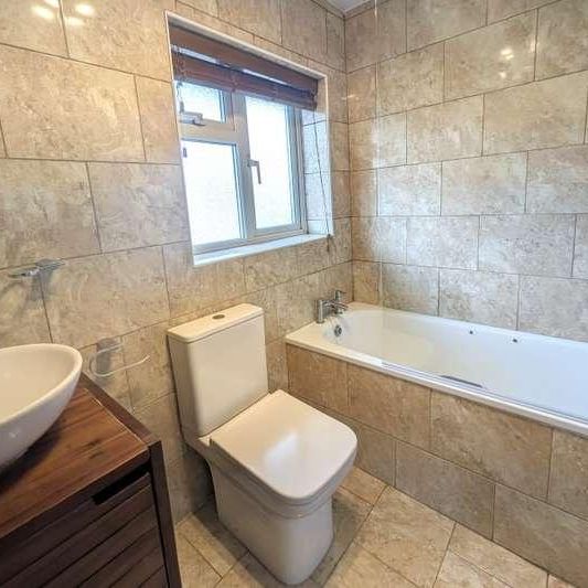 Maybury, Woking, Surrey, GU22 - Photo 1