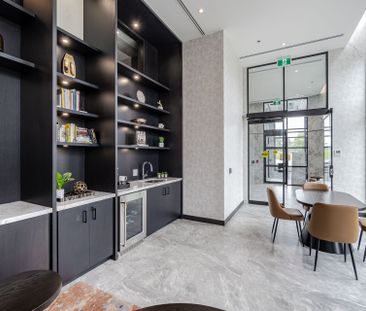 For Lease - 3005 PINE GLEN Road Unit# 407, Oakville, Ontario - Photo 2