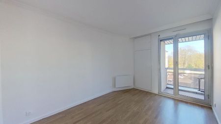 Location Appartement 3 pièces 76m² - Photo 4