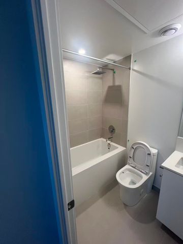 For Lease - 8 Wellesley Street Unit# 4516, Toronto, Ontario - Photo 2