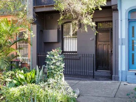TWO BEDROOM TERRACE IN THE HEART OF PADDINGTON - Photo 5
