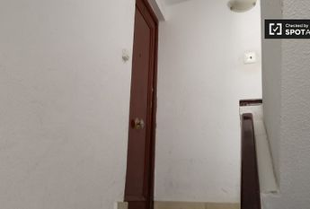 valencia, Valencian Community 46011