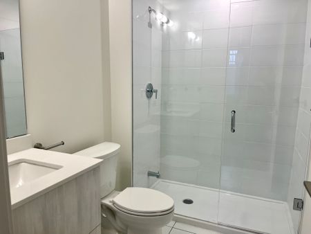 For Lease - 10 Steckley House Lane Unit# 112, Richmond Hill, Ontario - Photo 3